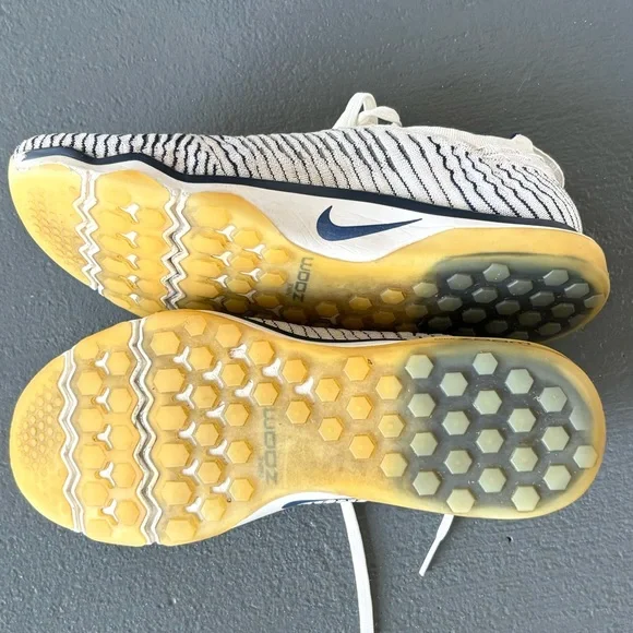 NIKE Zoom Lightweight Supportive Running Training Athletic Tennis Sneakers - Picture 9 of 12